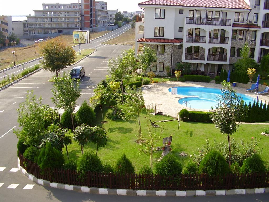 Delfin Apart Complex Sveti Vlas Ngoại thất bức ảnh